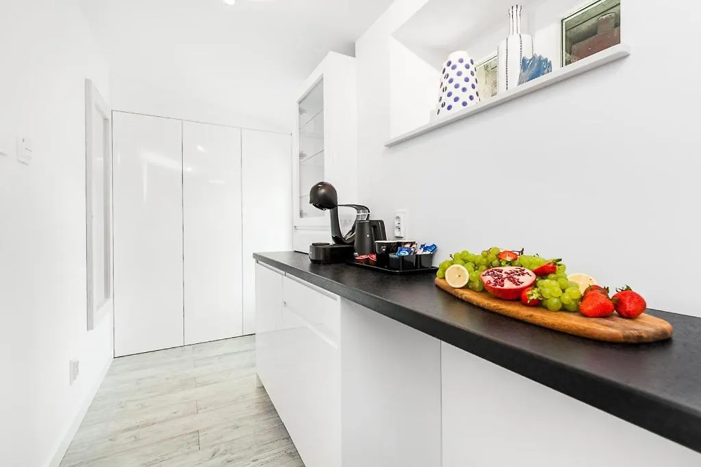 Totu Home Bema Seaside Apartments סופוט
